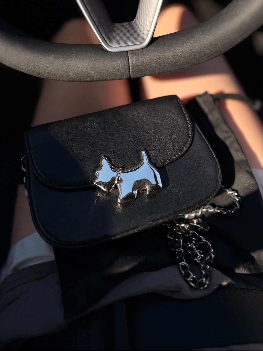 AGATHA Paris Black Mini Scottie Dog Chain Crossbody Bag - Picture 2 of 7